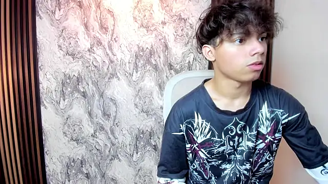 Honeymoon_sariel live sex cam