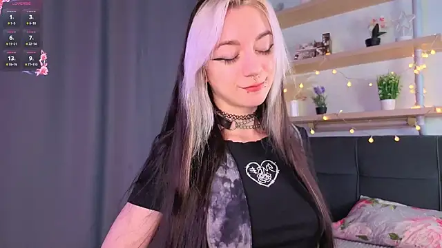 tristaroht - TristaRoht's free webcam - UK Sex Cams