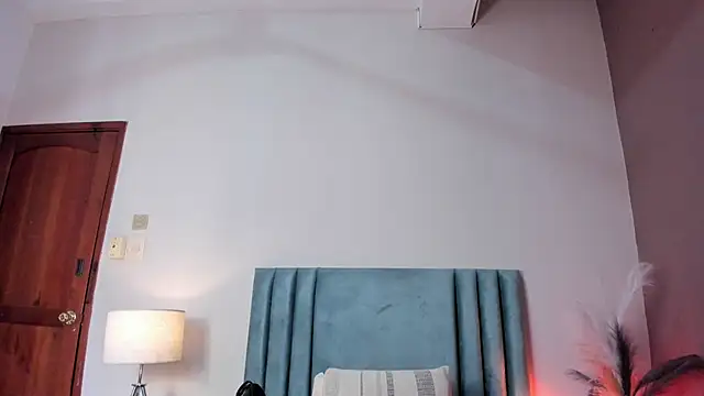 laragoldd - LaraGoldd's free webcam - UK Sex Cams