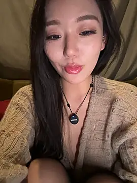 美女jiajia_L在线直播