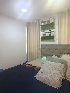 sasi_luna - Sasi_luna's free webcam - UK Sex Cams