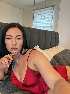 cherryvenomm (F young) - Show off my ass 🌶️