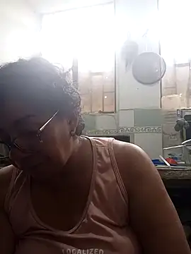 pupi-lanegra (F milf) - Coño pelado o peludo.(shaved or hairy cu