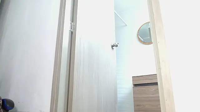 alicesmity_ (F young) - Boobjob