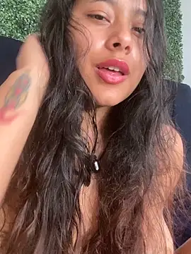 annasmiles (F young) - You will choose my first toy of the day