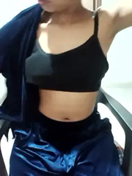 candyy_crushh - Candyy_crushh's free webcam