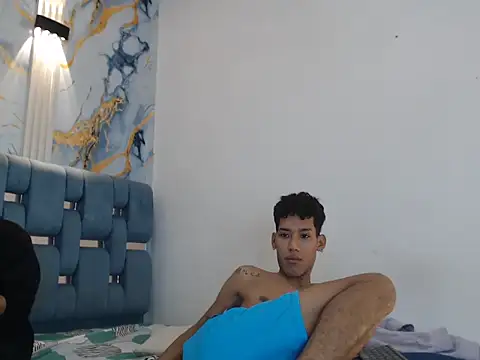 sexy_big_cock - SEXY_BIG_COCK's free webcam - UK Sex Cams