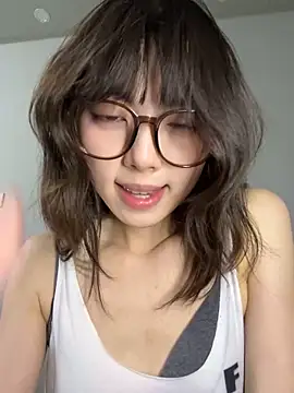 美女xuannv0000在线直播