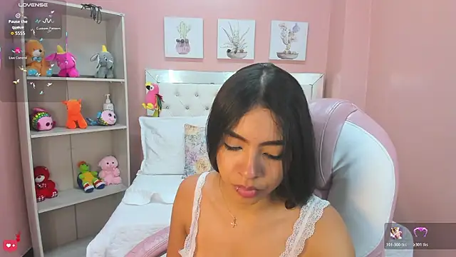 sky_winter - Sky_winter's free webcam - UK Sex Cams