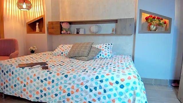 Live sex cam of Emilly_Beaumont