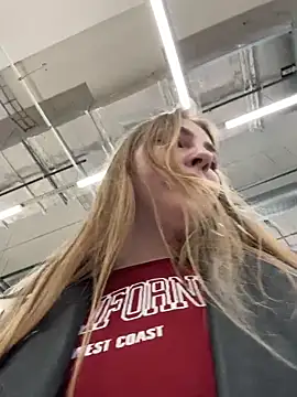 sunny___bunny (F young) - OPEN DOOR TOPPLES