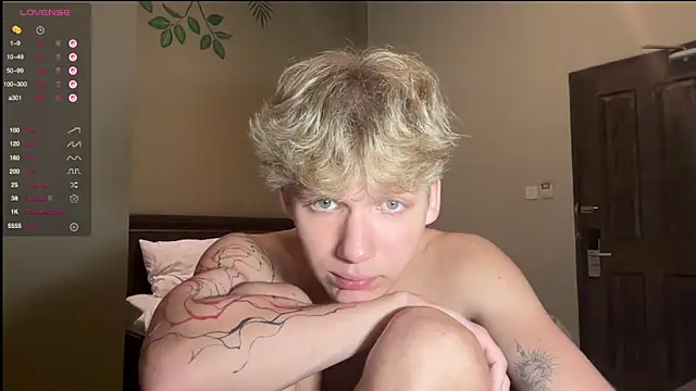 walter_cute (M twink) - naked doggy