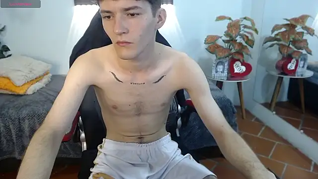 trevor_mob (M twink) - maturbation 10 min + cum