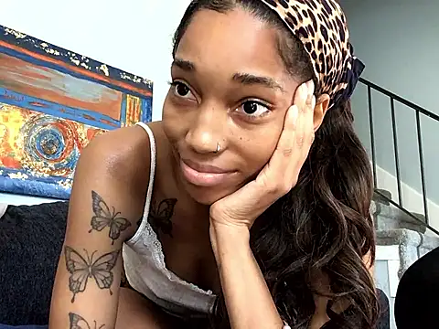 lunabl00m (F young) - 🍑fingering/oil show