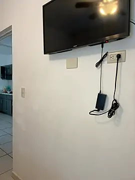 cata_777 (F young) - show naked