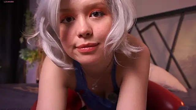 tatacoy (F young) - Demonstration of the outfit + bodytour