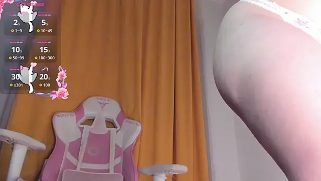 sueniceeeee - SueNiceeeee's free webcam