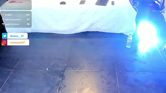 melany__08 (F young) - Caress my clit + slap pussy