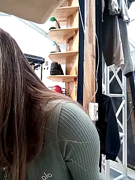 alanna6950 - Alanna6950's free webcam - UK Sex Cams