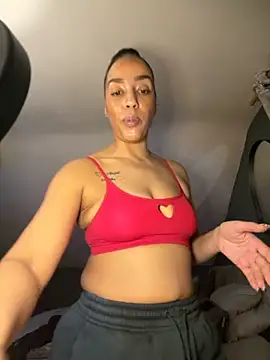 Webcam Model (Saskia_xx)  is live.Free join now!