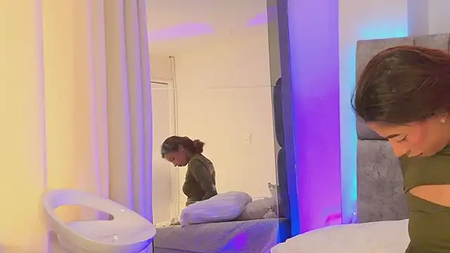 melanystone_ - MelanyStone_'s free webcam