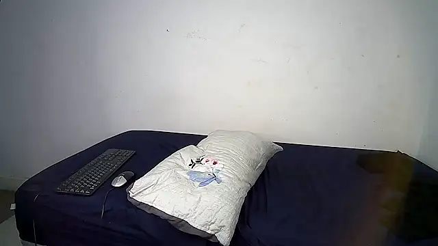 royal-ebony - Royal-Ebony's free webcam