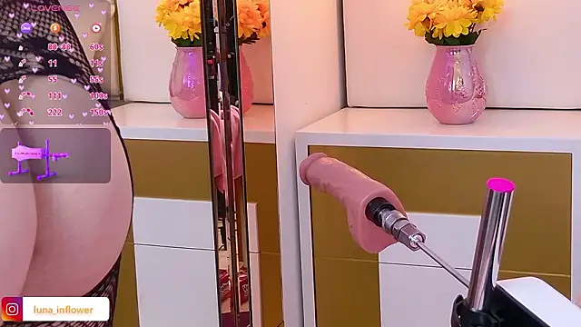 flor_delunaa (F young) - Fuck me with FM in doggy💦🍆🔥