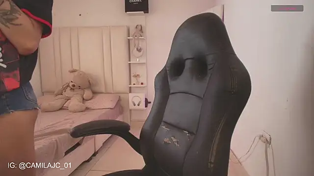 kimmie_01 (T young) - happy new years