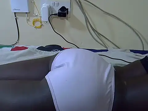 petite_lily2 - Petite_lily2's free webcam - UK Sex Cams