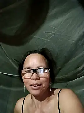 tina6886 - Tina6886's free webcam - UK Sex Cams