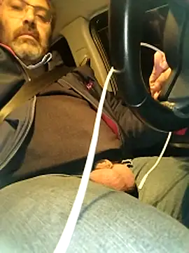 necroforo (M mature) - Senza masturbarmi e venire fino al goal