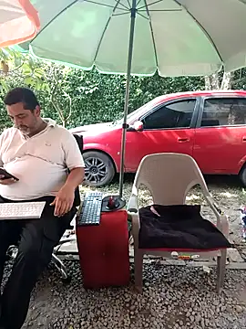 hotandfierylatinos2023 (G milf) - blowjob with topless