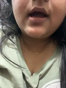 radhikkaa - Radhikkaa's free webcam - UK Sex Cams