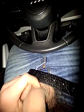 nzino1983 (Ask my age) - #bisexuals #cam2cam #cheap-privates #daddies #hd #italian #mobile #new #outdoor #skinny #small-audience #white