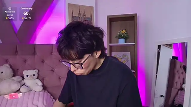 peppertwink (M twink) - OIL FROM COCK SOLDIER TO CHEST