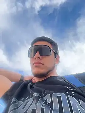 StrokingDaddy4 Live Webcam on Stripchat