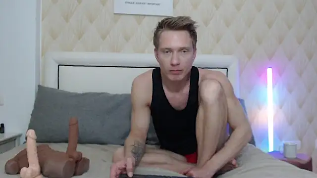 redheadxxl - Redheadxxl's free webcam - UK Sex Cams