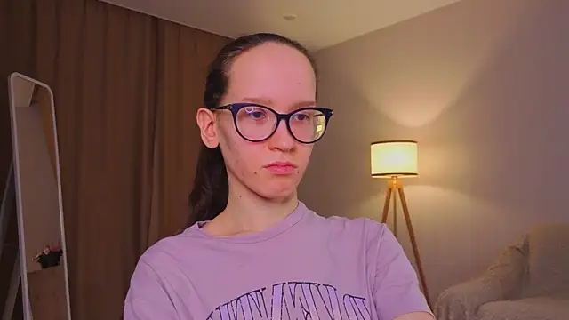 bettybrowni - BettyBrowni's free webcam