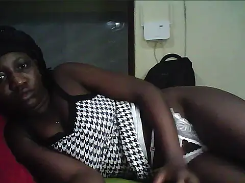 adaline-paris - Adaline-Paris's free webcam