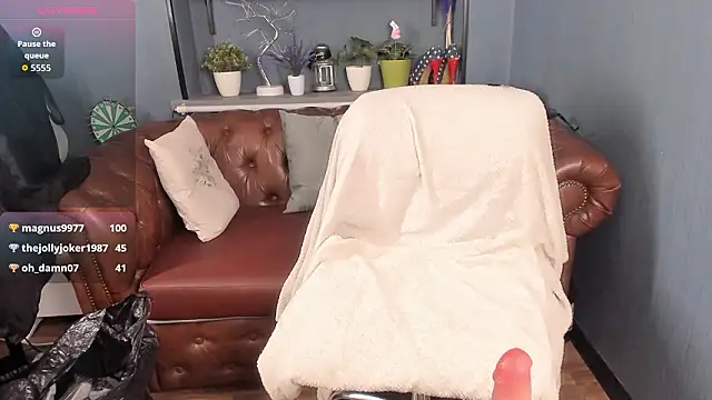 jessicafoxie - JessicaFoxie's free webcam