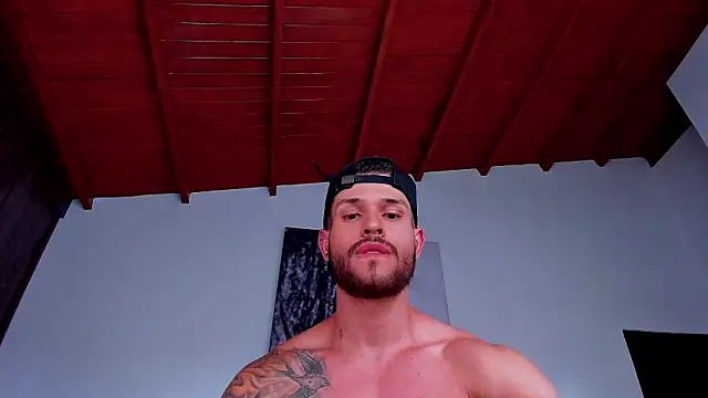 santos_ramirez1 (M young) - kiss and spit biceps