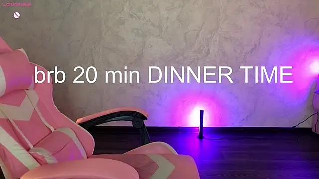 lovelly_molly1 - Lovelly_molly1's free webcam