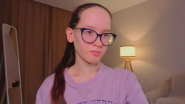 bettybrowni - BettyBrowni's free webcam