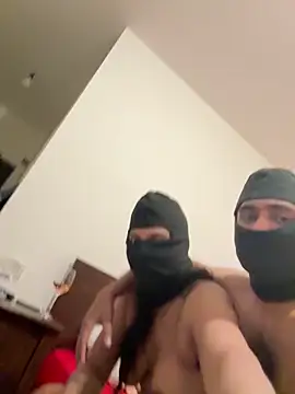 slruwi99 - SLRuwi99's free webcam