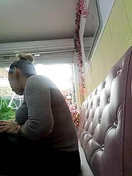 Webcam Model (coral_smitth)  is live.Free join now!