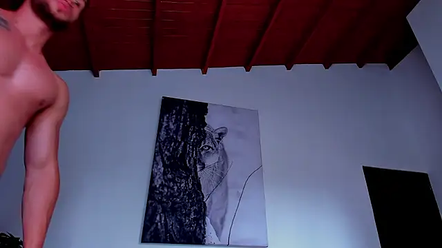 santos_ramirez1 (M young) - kiss and spit biceps