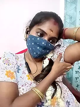 Webcam Model (Tamil_roja17)  is live.Free join now!