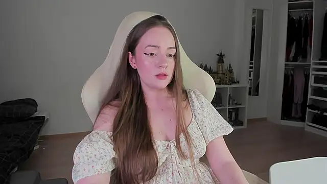 walkinggirl - WalkingGirl's free webcam