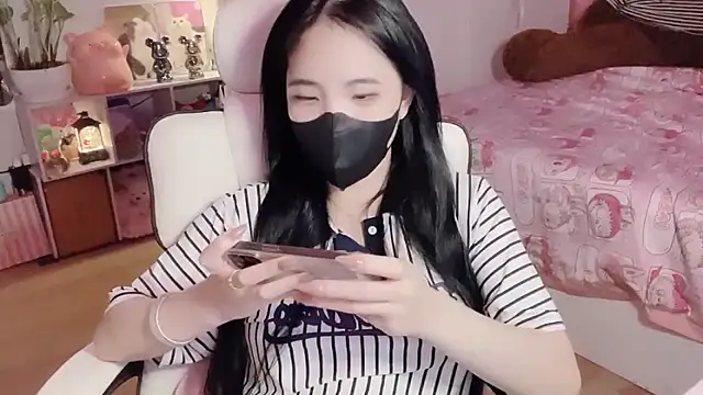 keelinnn19 - Keelinnn19's free webcam