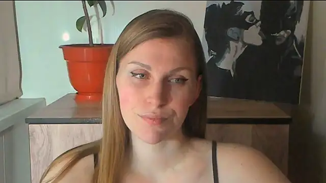 juliamuuun - JuliaMuuun's free webcam